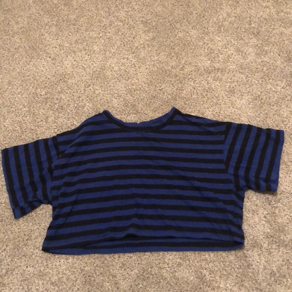 Black and blue crop top